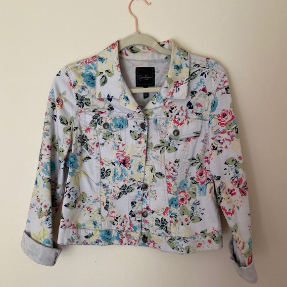 Jessica Simpson Cropped White Jean Summer Jacket